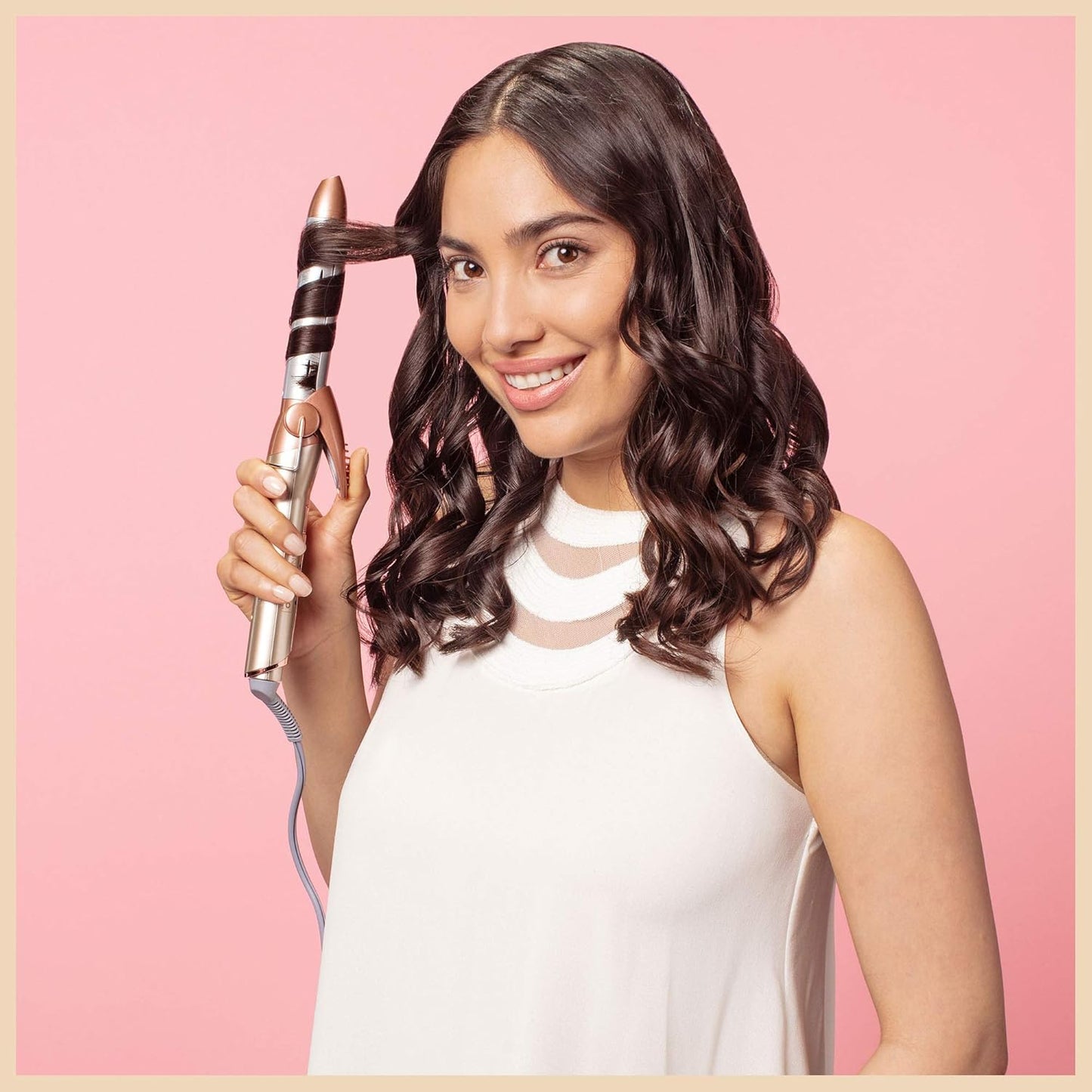 CONAIR, Rizadora de cerámica con titanio, 1", No frizz, (USADO).