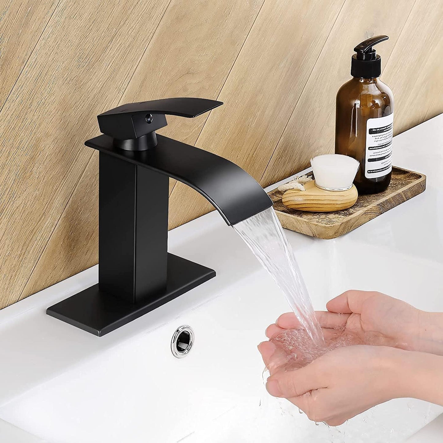 Grifo de baño Qomolangma con caño cascada negro