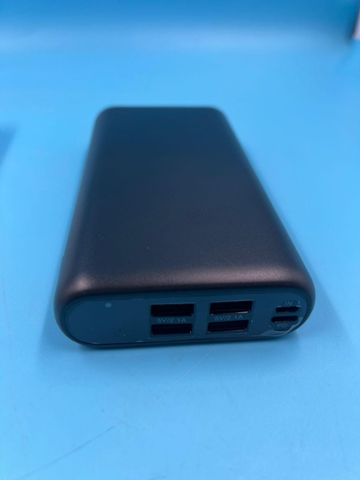 Cargador portátil de 38800 mAh HX200K1 (USADO)