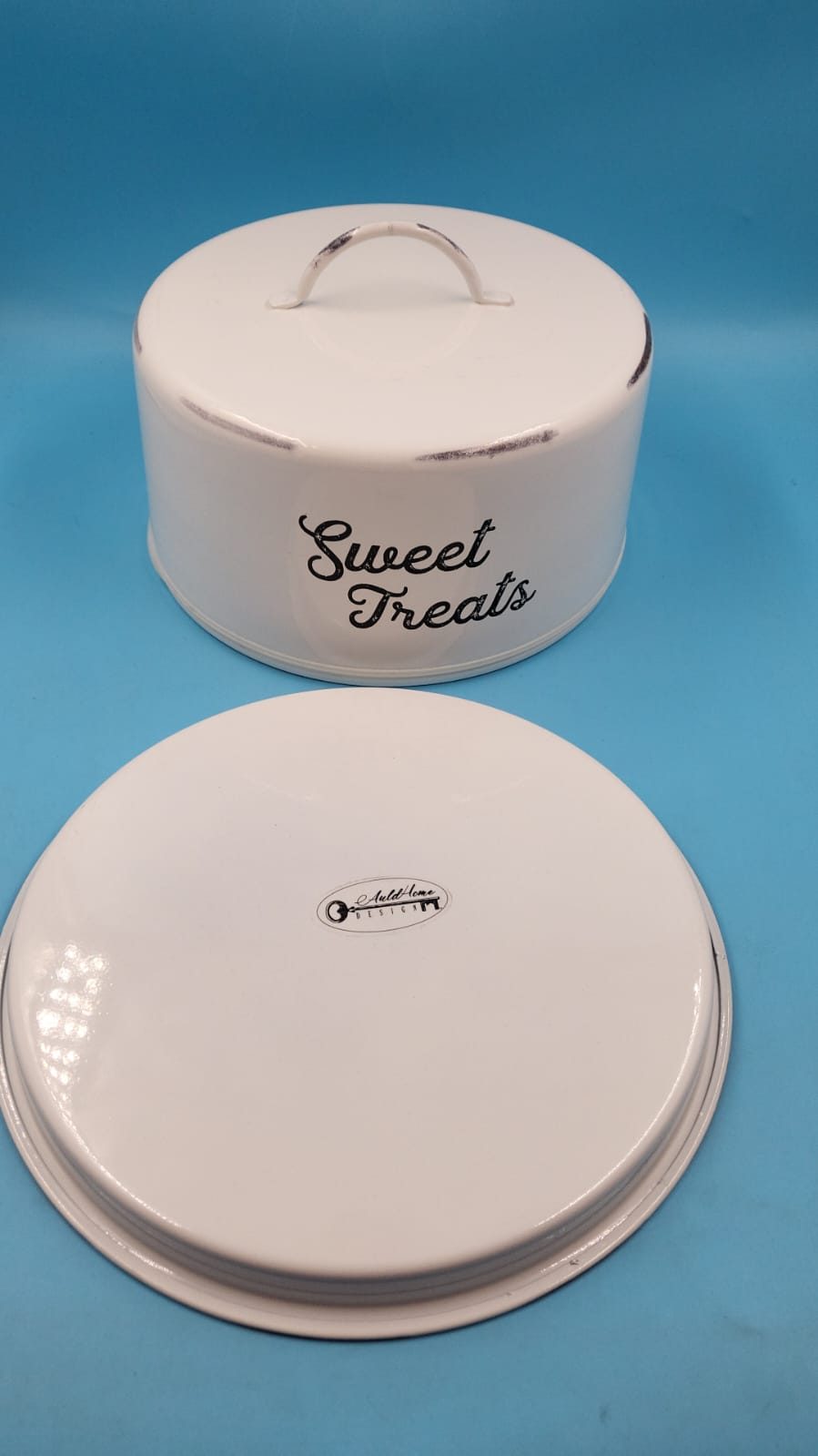 Cubre pastel blanco esmaltado AuldHome con tapa domo y texto sweet treats — vista 5