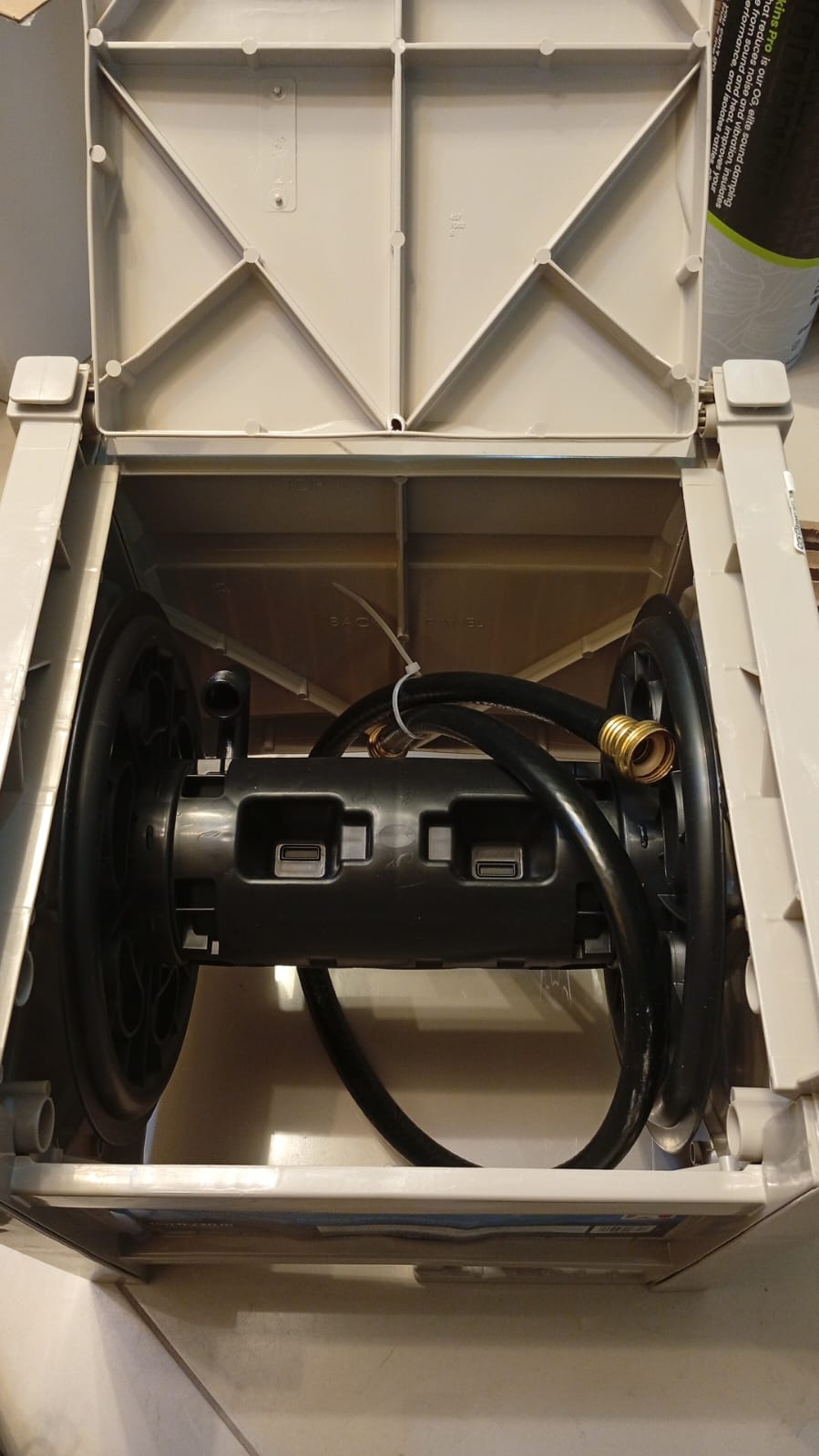 Carrete de manguera de jardín Suncast, 30M, (DETALLE)