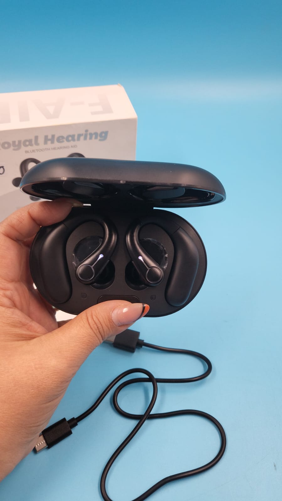 Audífonos con Bluetooth, ROYAL HEARING.(USADOS)