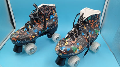 Patines de doble fila, ruedas con luces, diseño de graffiti (TALLA 41).