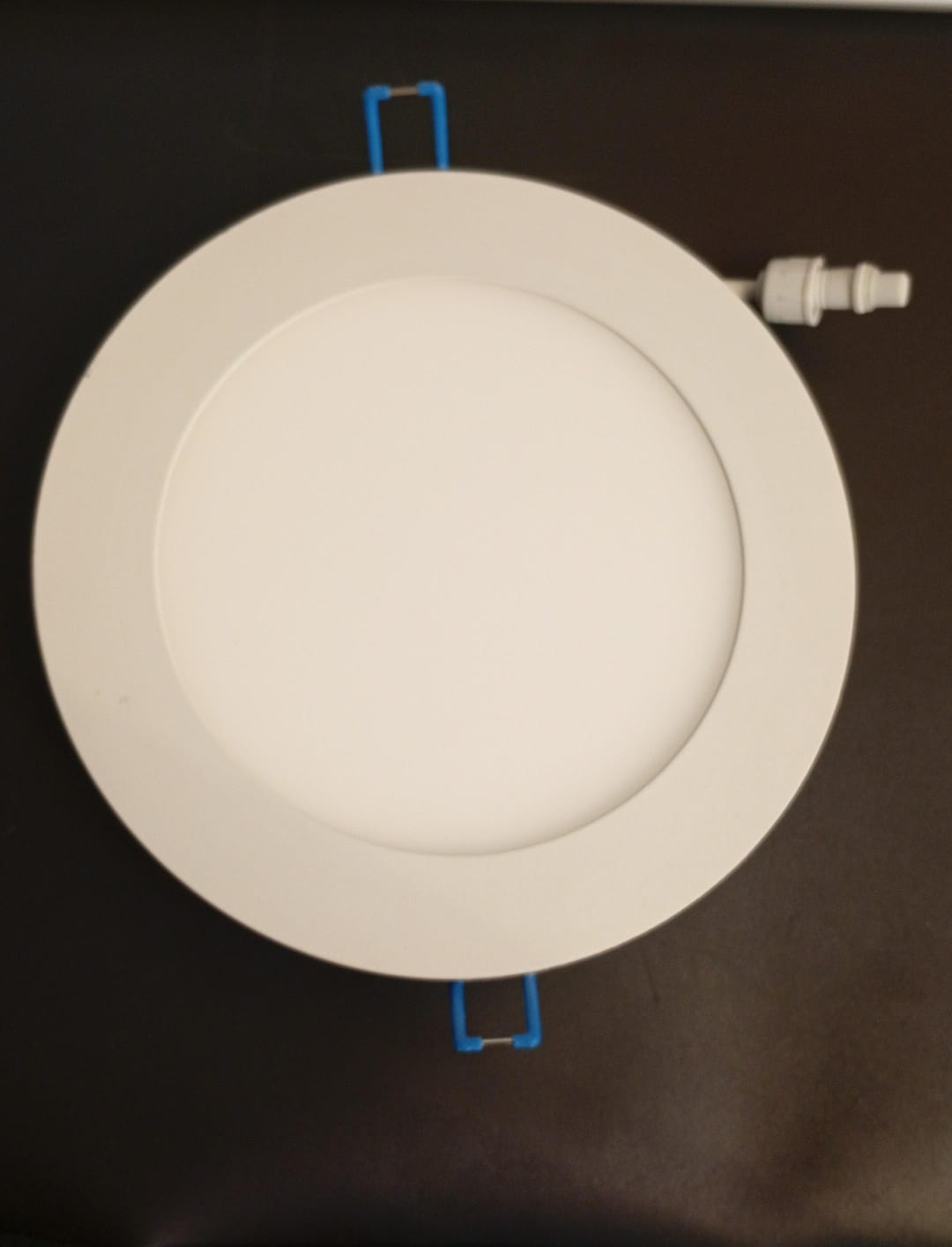 Paquete de 24 luces LED, empotrables de 6", ultradelgadas, Sunco.