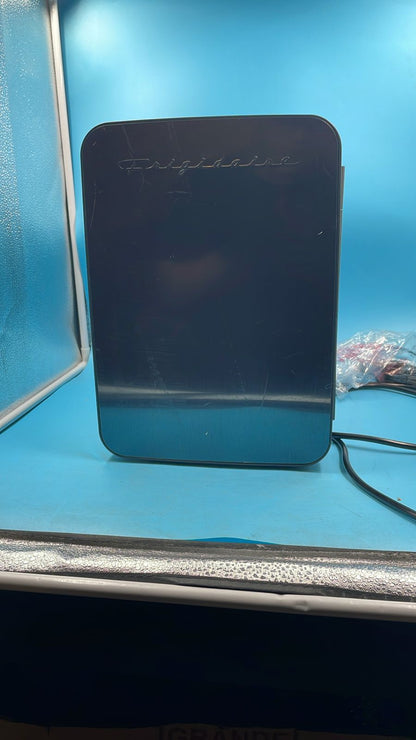 Mini Refrigerador Personal Frigidaire (USADO)