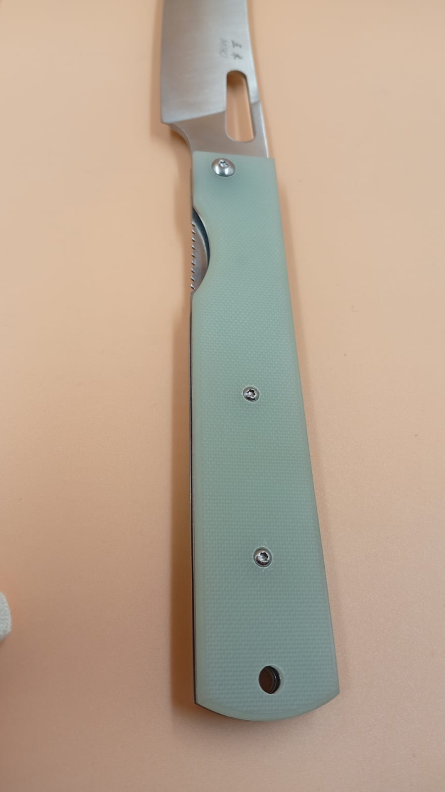 Miki Cuchillo de chef, plegable, ultra afilado, mango natural