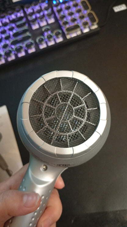 Secador de pelo de cerámica iónica, Ion Whisper Quiet Lite.(USADO)