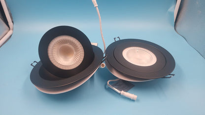 Foco empotrable de 15.24 cm – 12 W con cardán inclinado para techo, empotrado. POPANU