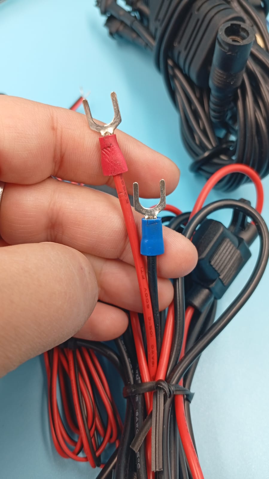 Juego de 10 tiras de luz LED, HYBKLER, con control remoto.(USADO).