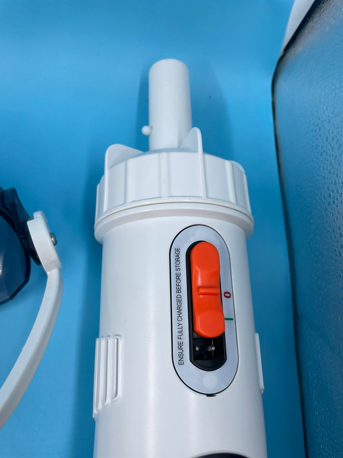 KRAFTEK Aspiradora de piscina,recargable inalámbrica.(USADA)