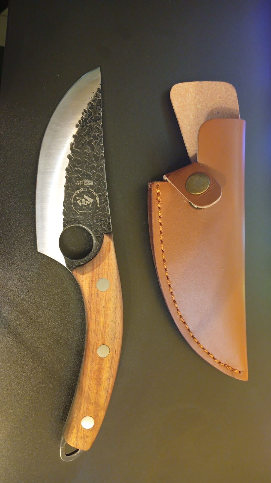 Cuchillo Vikingo Golden Bird, de carnicero, deshuesador.