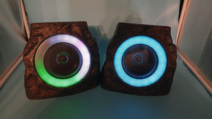 Altavoces solares con forma de roca para exteriores, LED- IP44 (DETALLE)