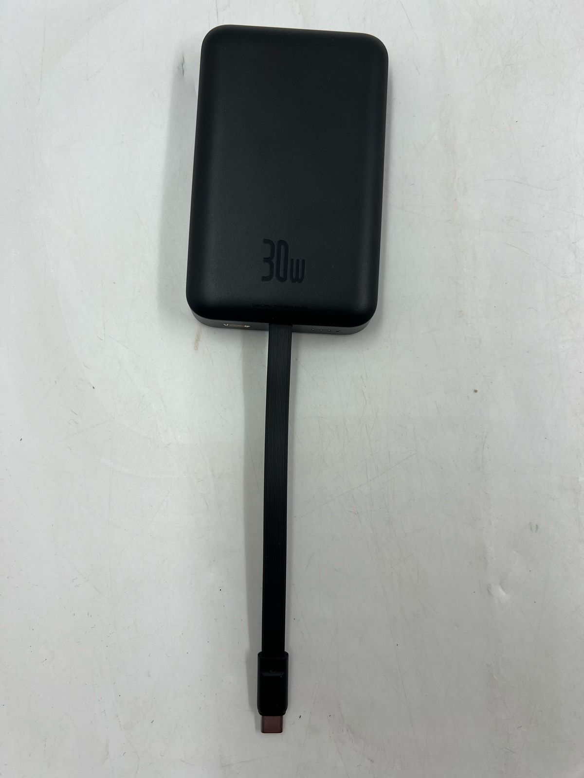 Cargador portátil magnético Baseus MagSafe (USADO)