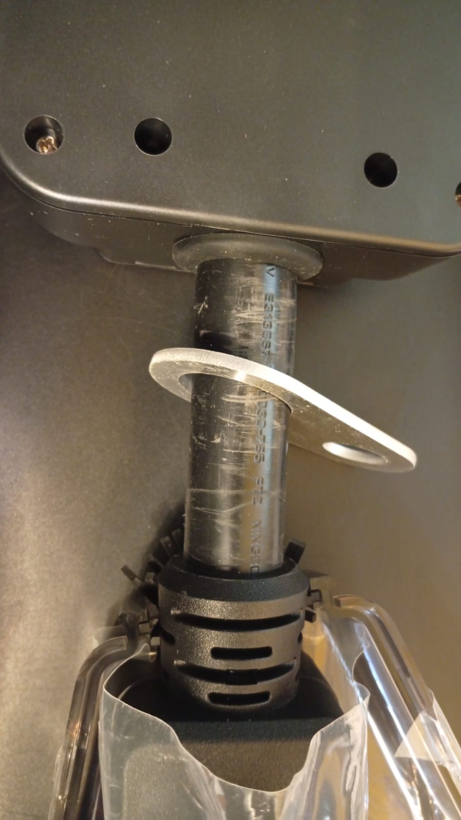 Protector contra sobretensiones AOPEC para RV'S, (DETALLE).