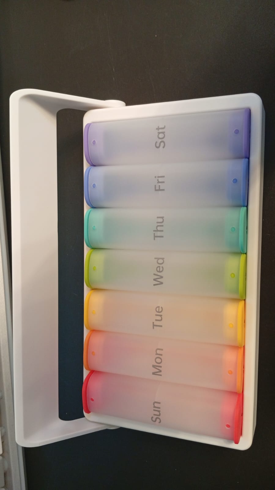 Pastillero semanal 2 veces al día, Koviuu, con mango giratorio.