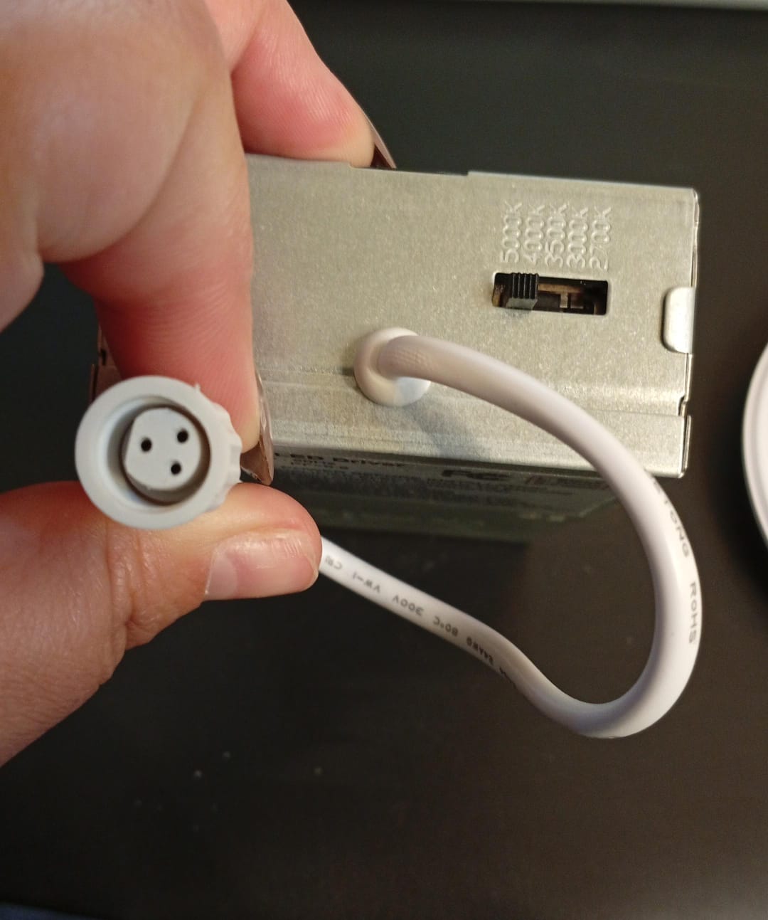 Amico, Paquete de 24 lámparas, empotrables, ultrafinas, 4".