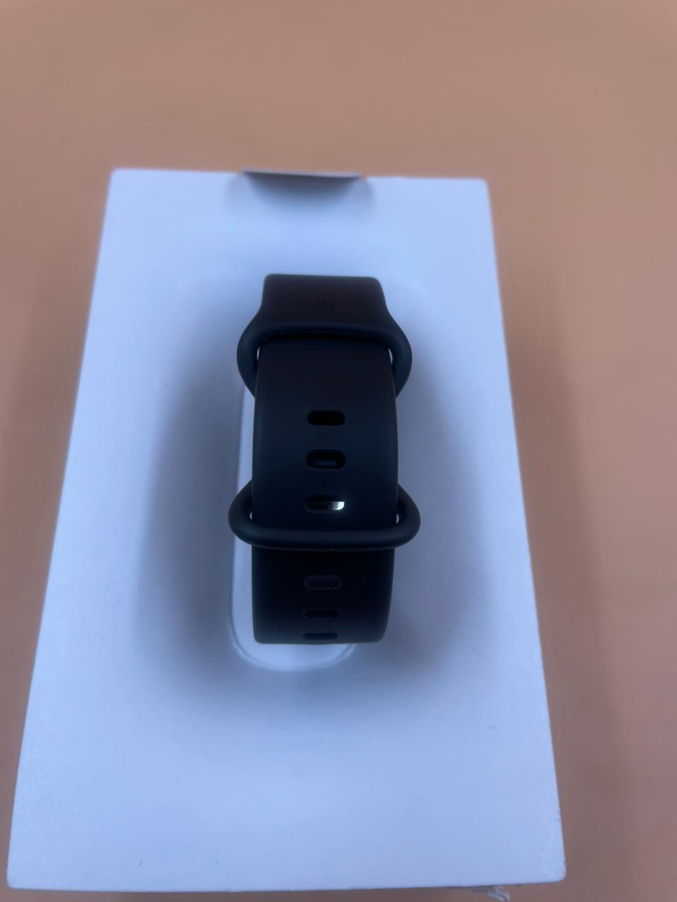 Fitbit El rastreador de Actividad Google Charge 6.(USADO)