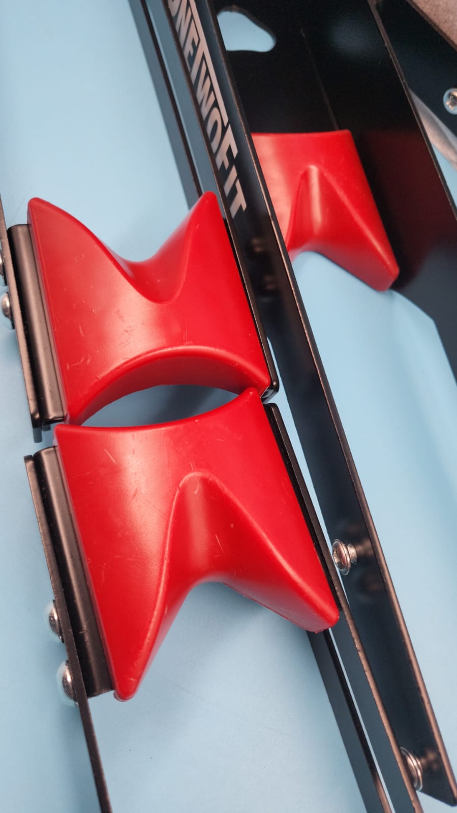 Soportes de pared pivotante para bicicletas ONETWOFIT, 2 UNIDADES