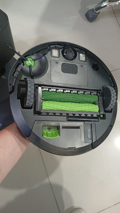 Robot Aspirador iRobot Roomba i5, con auto-vaciado, (Reacondicionado)