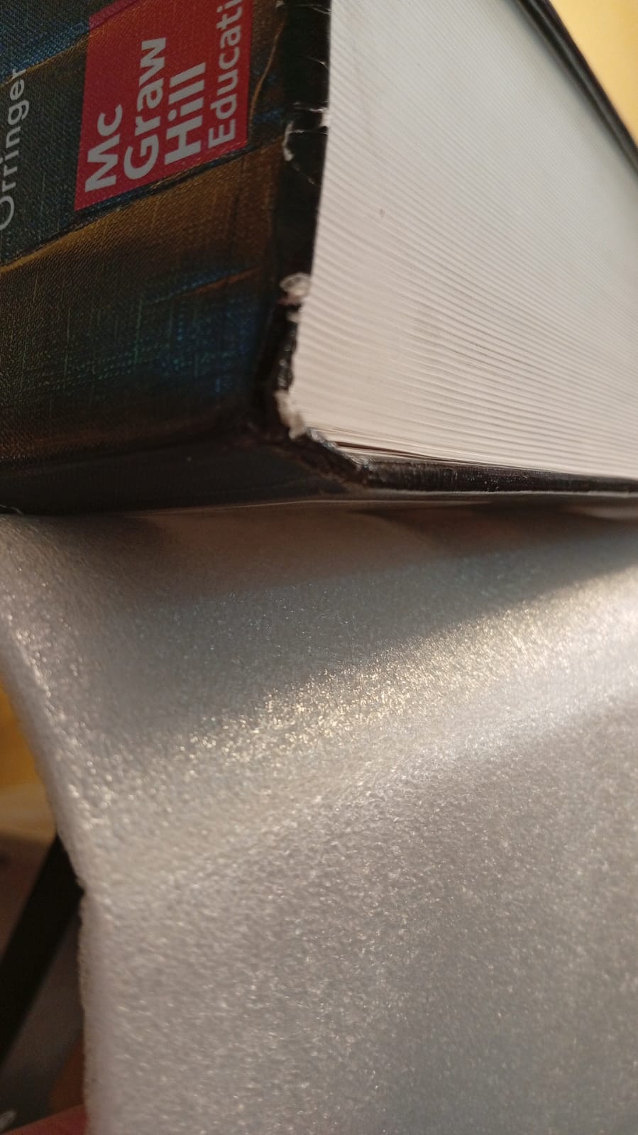 Libro Fitzpatrick's Dermatology, 9th Edicion, Volumen 1, editorial McGraw.