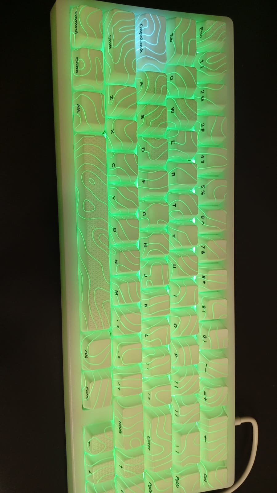 Teclado topográfico con cable para juegos con teclas IMD Tech. Blanco.
