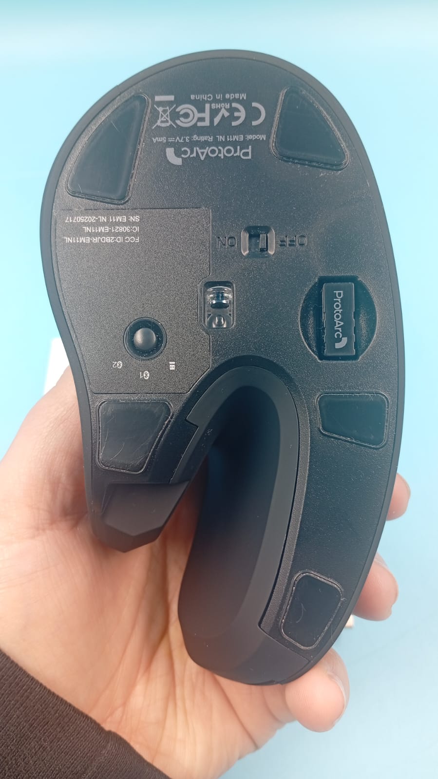 ProtoArc- Mouse Ergonomico Vertical Negro (USADO)