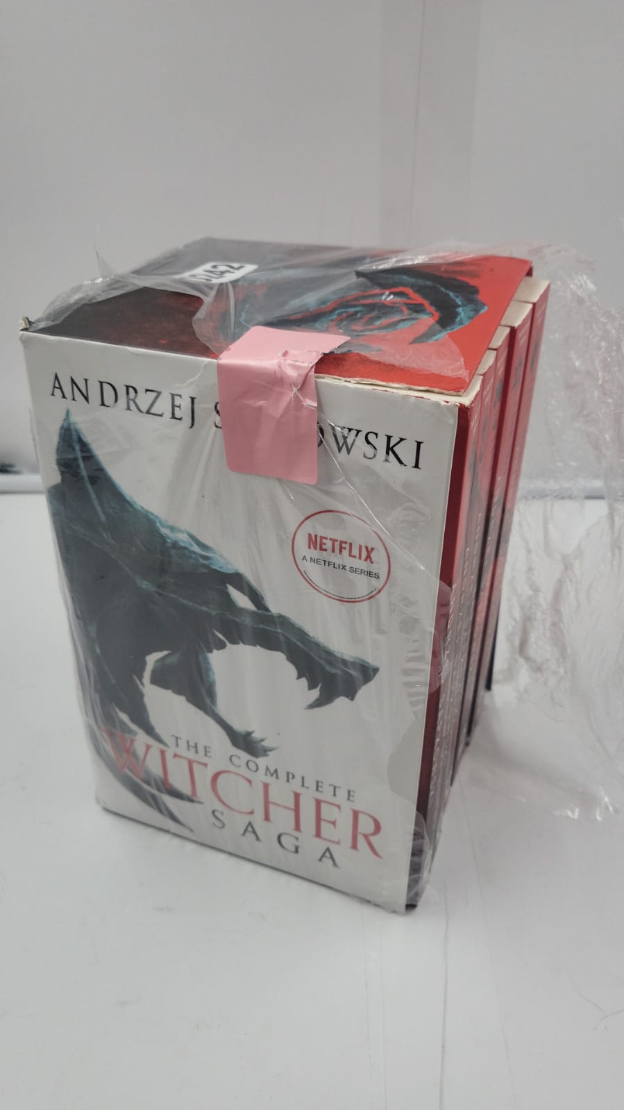 Caja de The Witcher: Sangre de Elfos, El Tiempo del Desprecio, Bautismo de Fuego, La Torre de las Golondrinas, La Dama del Lago.