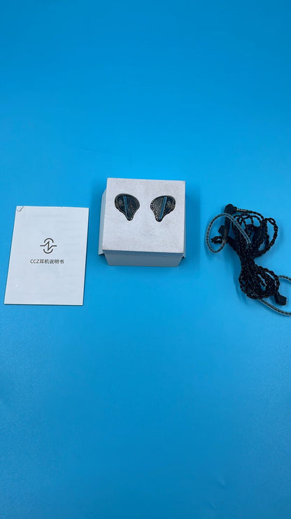 CCZ DC01 PRO - Monitor de oído, auriculares con cable.(USADOS)