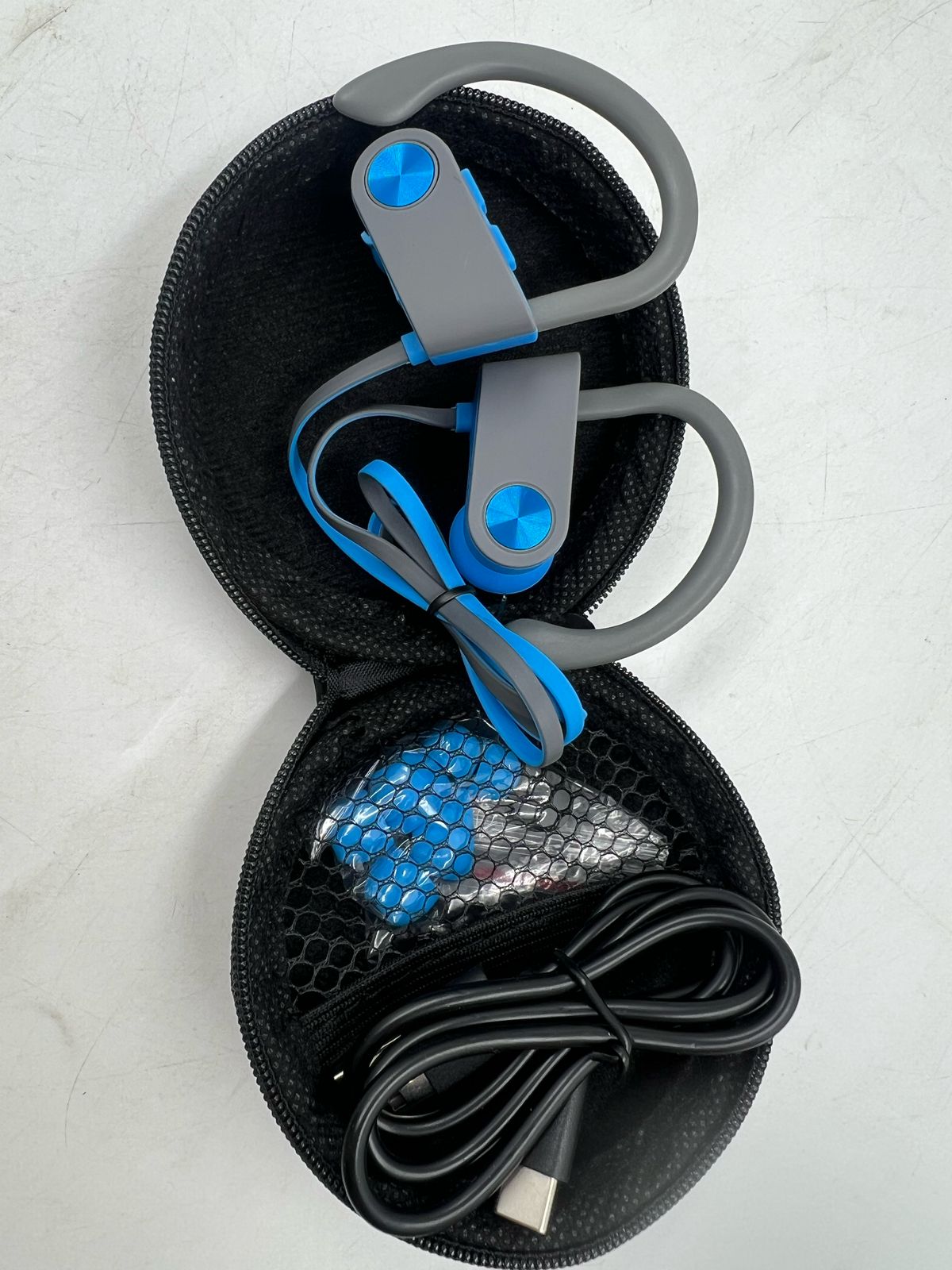 Auriculares Bluetooth Stiive deportivos inalámbricos
