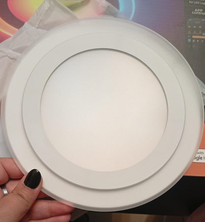 Iluminación Govee, empotrable inteligente 6", LED RGBIC (3 PIEZAS)
