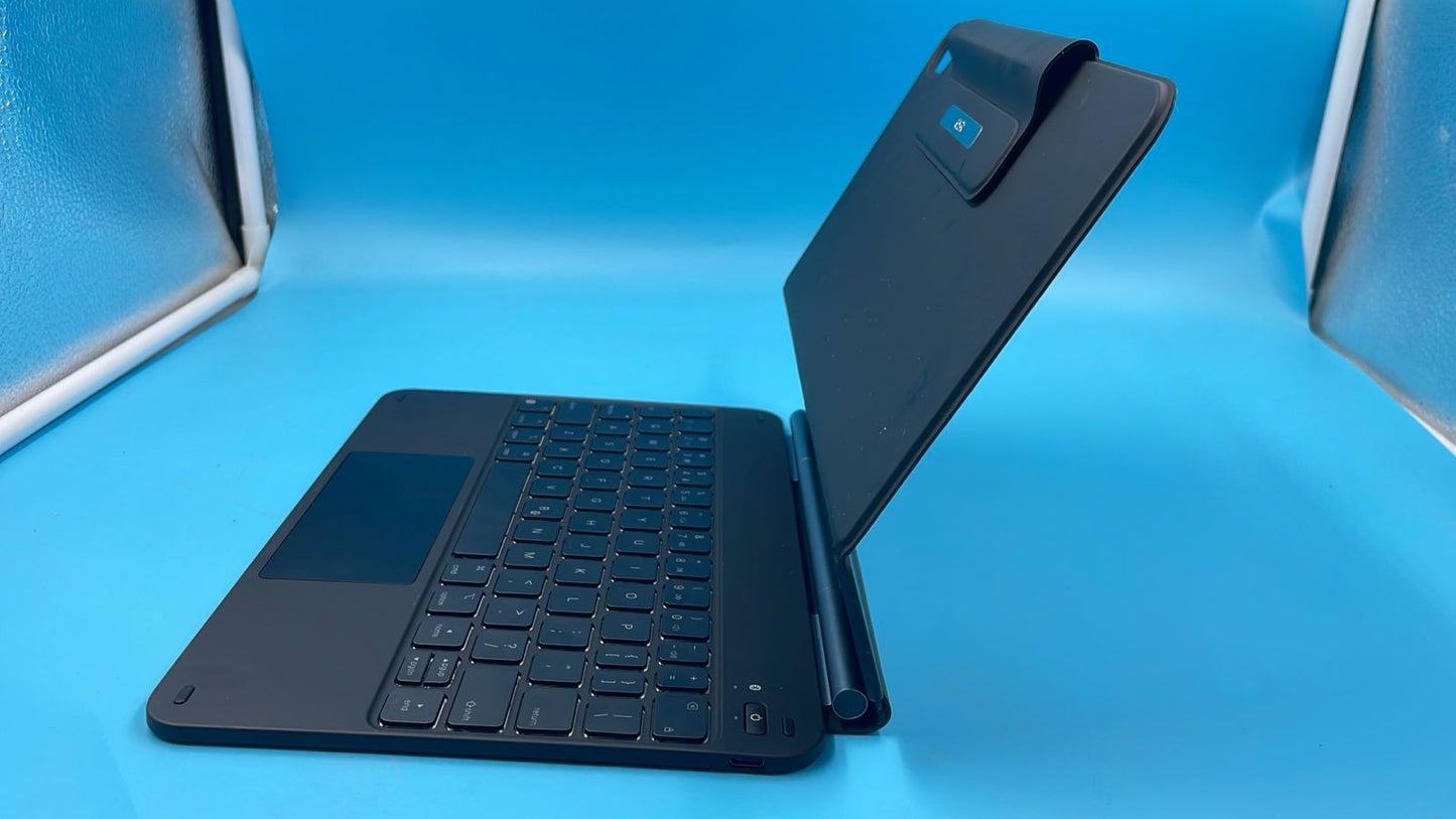 ESR - Teclado para iPad de 10ª generación, Funda mágica para generación (2022)