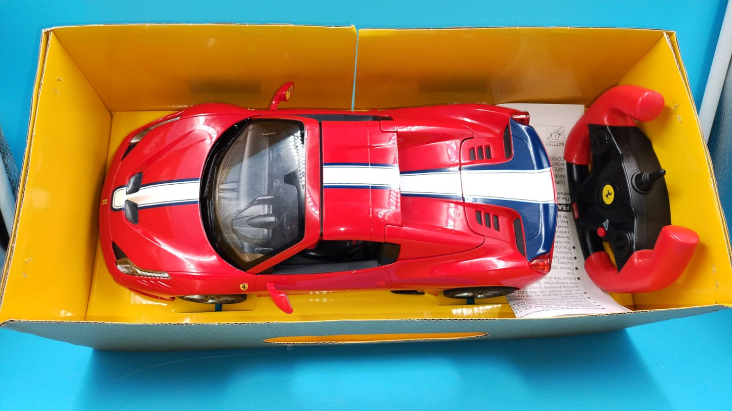 Ferrari 458 Speciale A, coche teledirigido a escala 1/14.