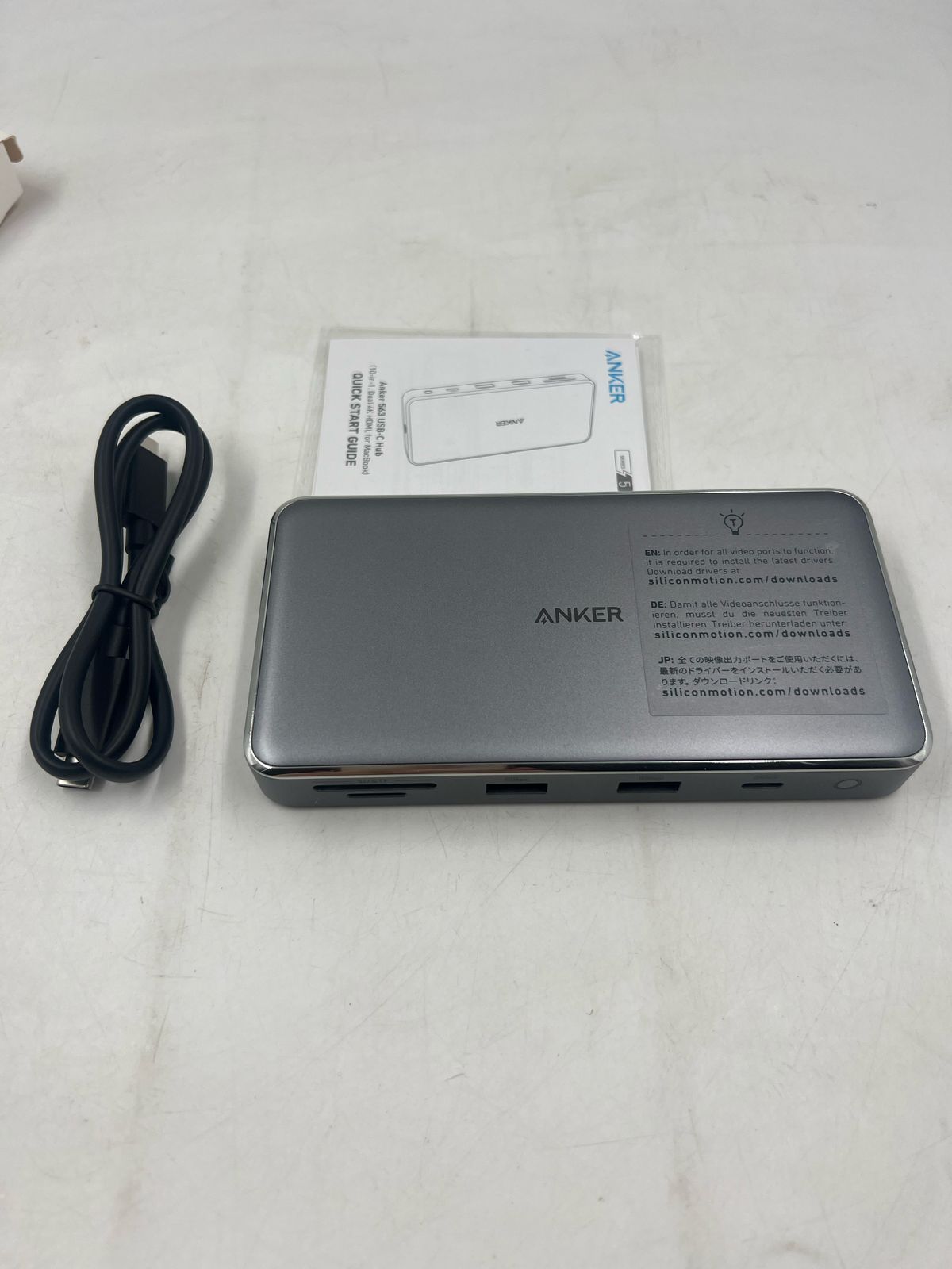 Anker 563 Concentrador USB-C (10 en 1, HDMI 4K dual)