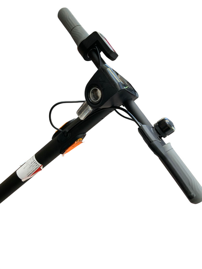 Patineta Electrica NIU KQi 100P 25 km/h 29 km Scooter (USADO)