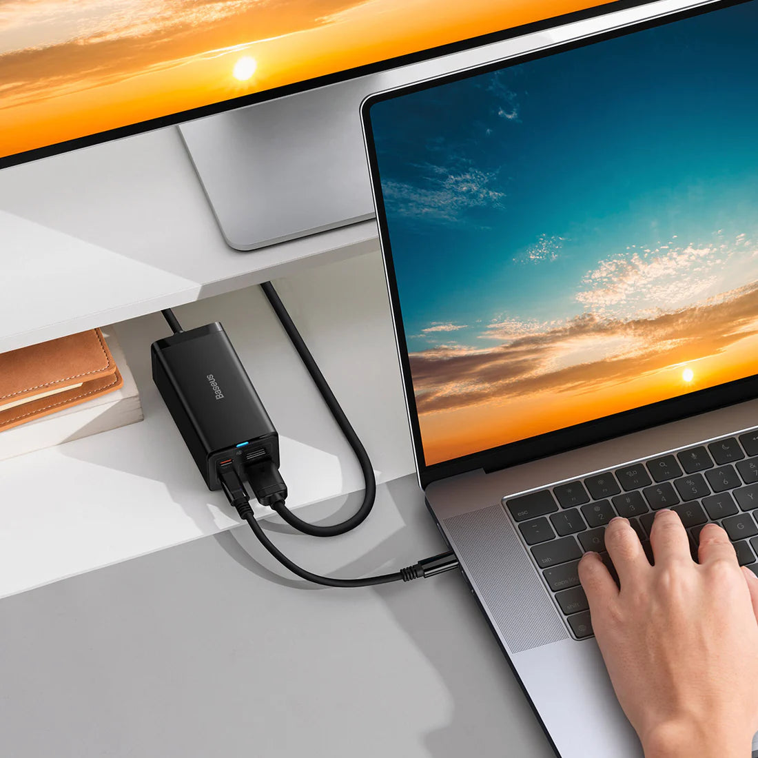 Estación de carga Baseus GaN5 de 4 puertos, 67 W (USADO)