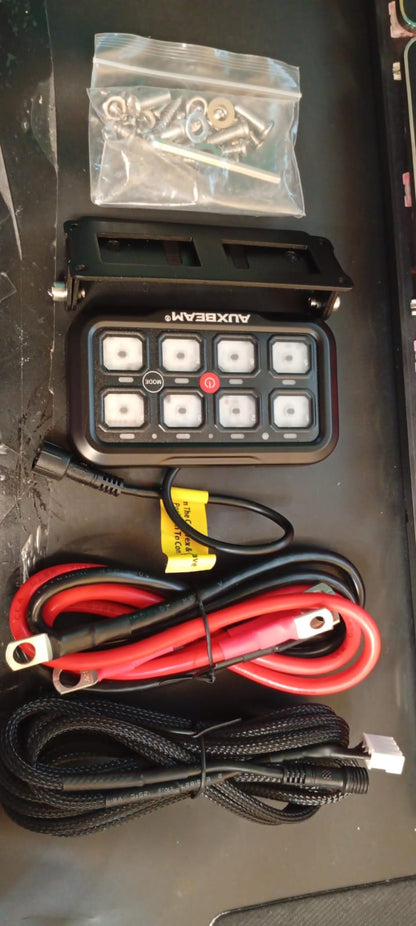 Panel de interruptores RGB de 8 vías, Auxbeam AR-820 (DETALLE)