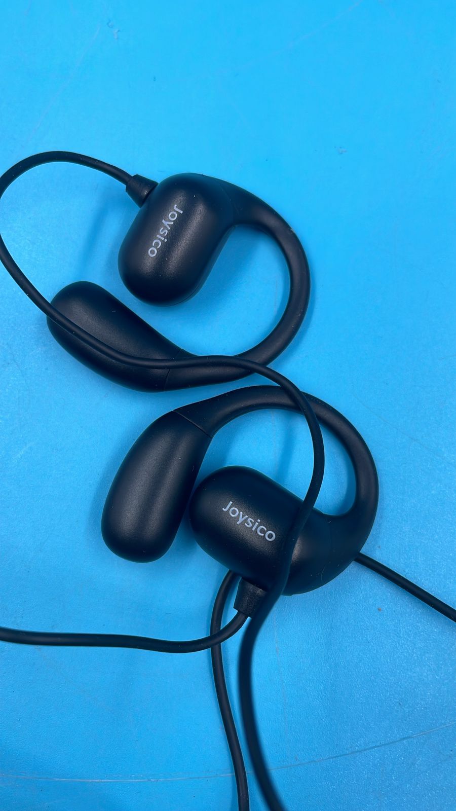 Joysico - Auriculares con cable de oreja abierta con micrófono.