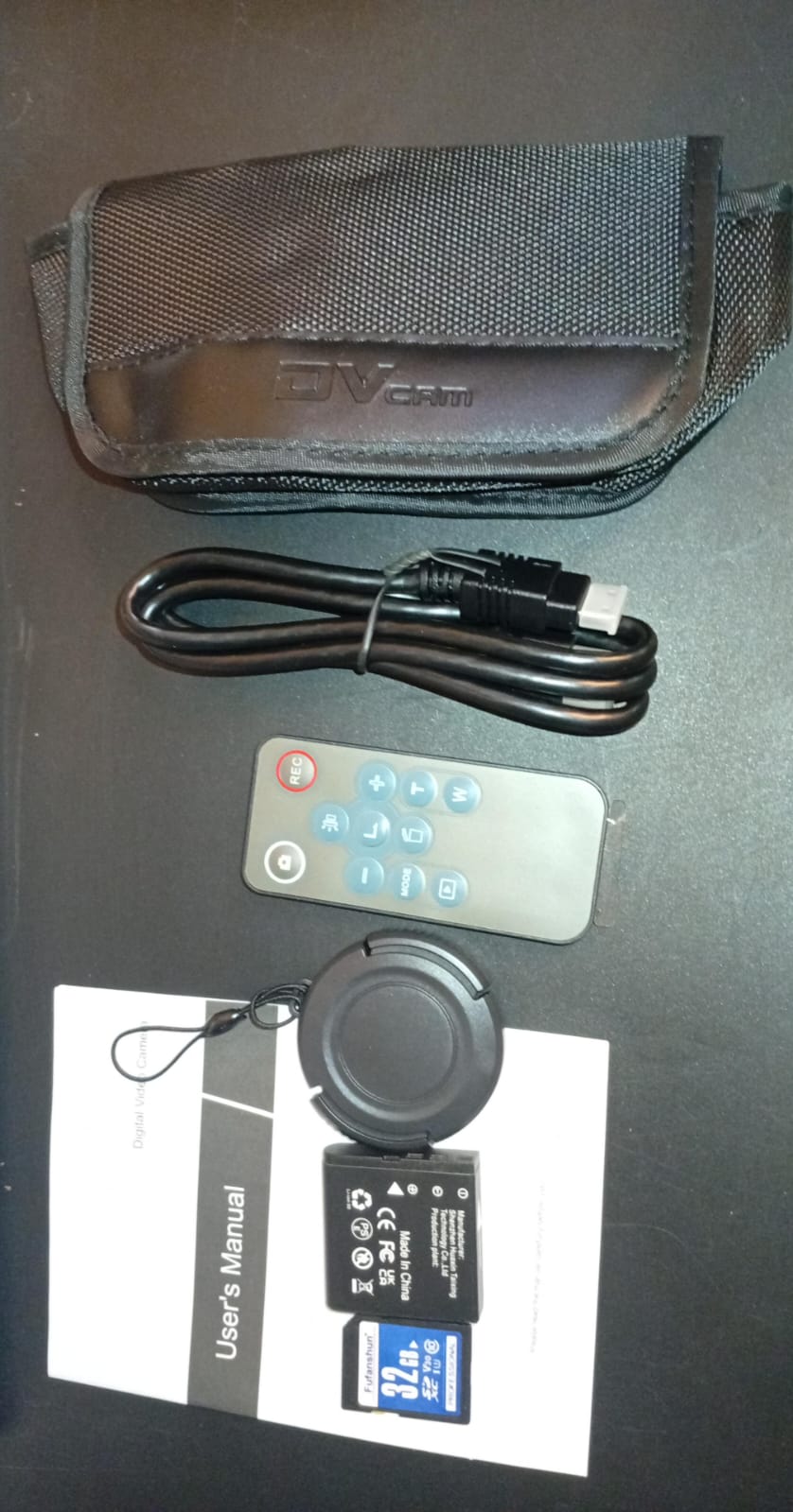 Cámara de video digital 2.7K, 48 MP, zoom digital 16X, panel táctil.