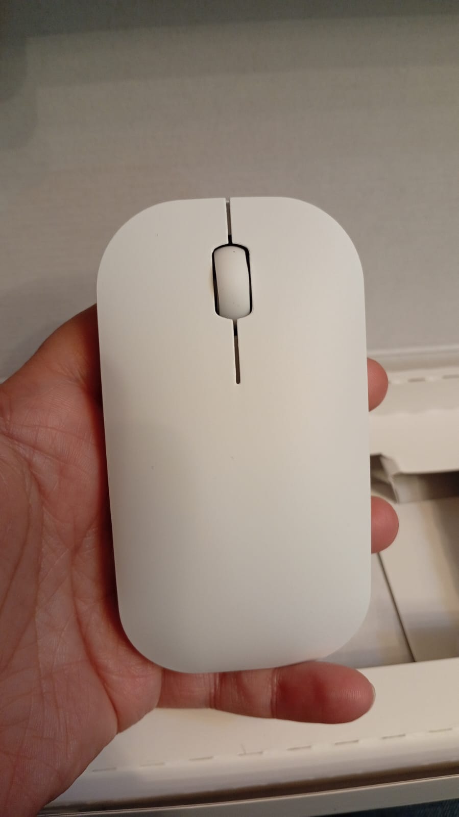 Teclado y mouse Bluetooth, Seenda, recargable, delgado, inalámbrico.