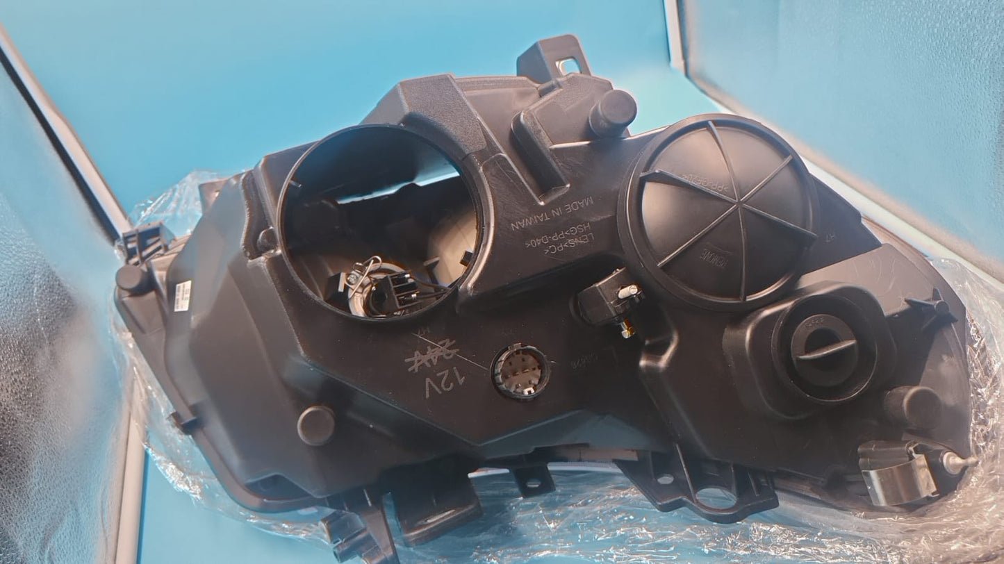 Faro Izquierdo Compatible con RAM PROMASTER de 2014 a 2020