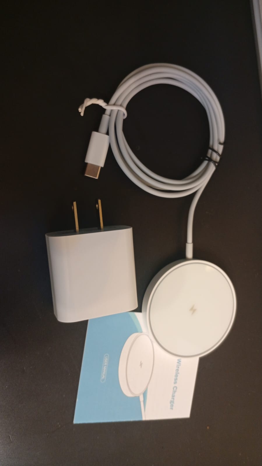 Cargador inalámbrico magnético Mag Safe, tipo C de 20W, (USADO).