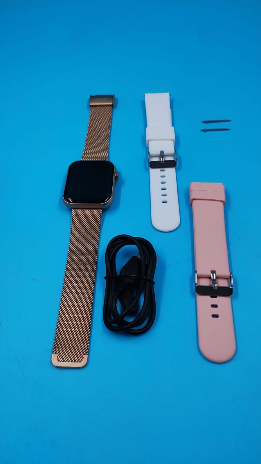 Reloj inteligente fitness HD con 3 correas monitor de presión, etc (USADO)