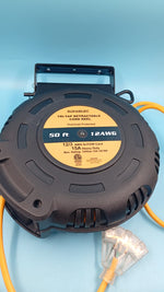 Carrete de cable de extensión retráctil de calibre 12, 50 FT (USADO).