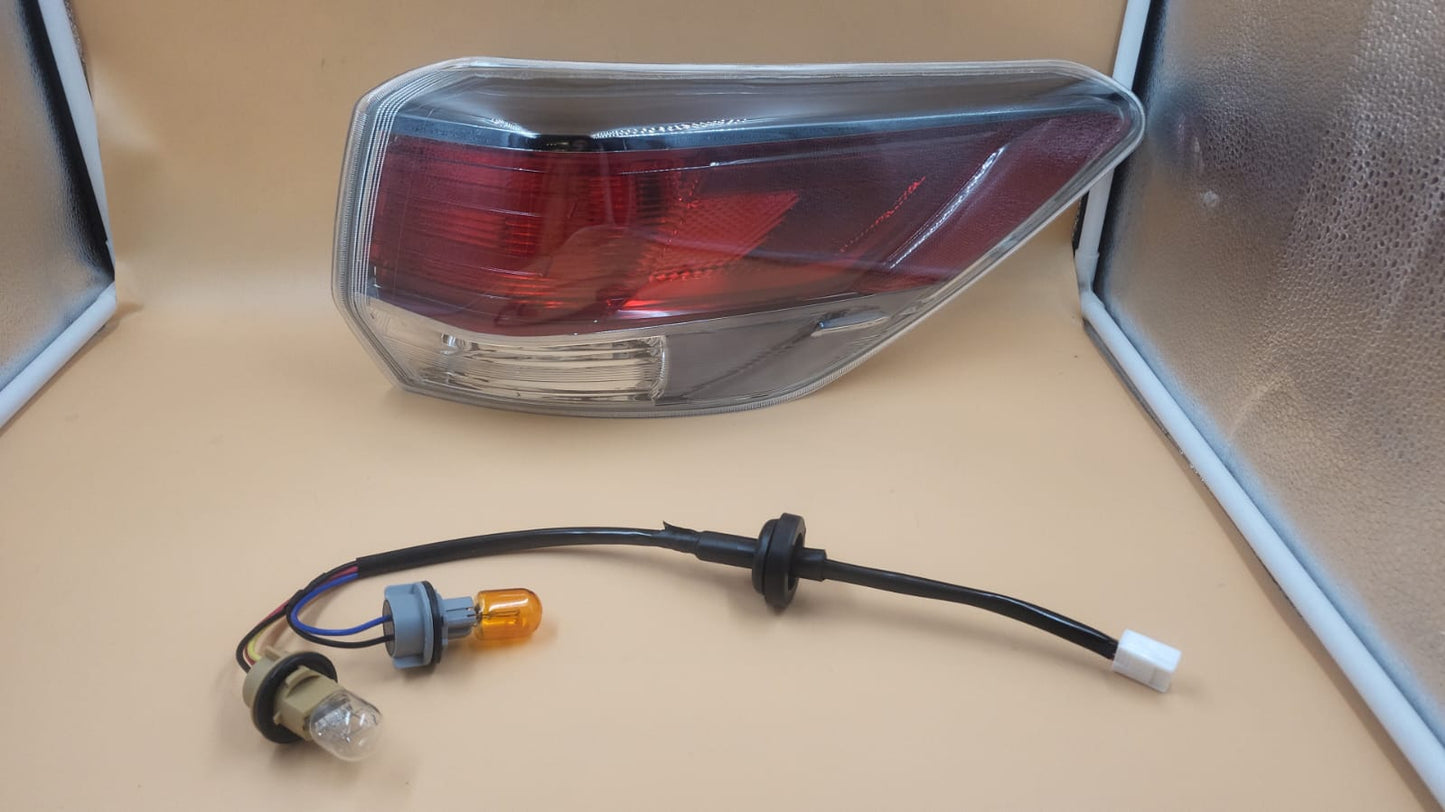 Luz trasera Derecha Comp con Toyota Highlander 2014 2015 2016 815900E060