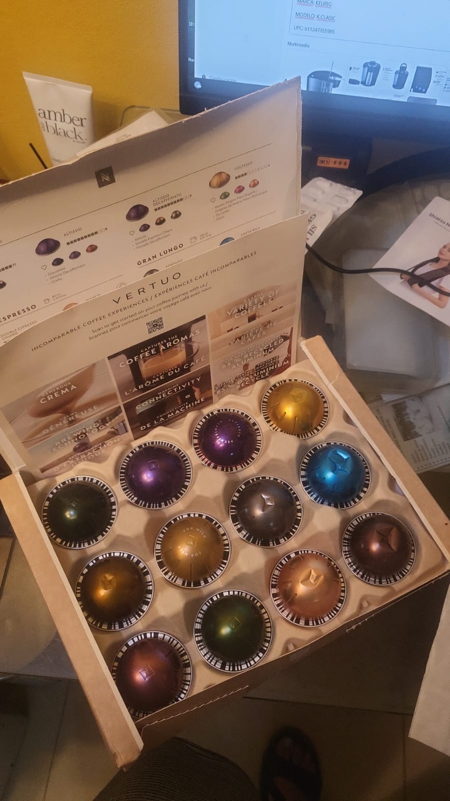 Nespresso Cafetera Vertuo Pop, Color Black + Café de Regalo