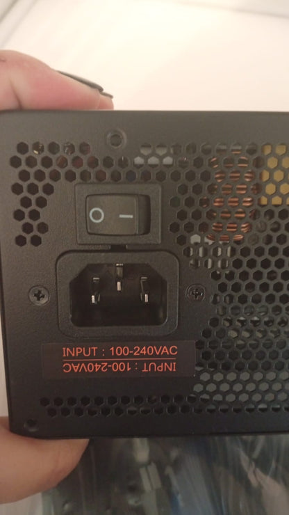 Fuente de alimentación de 850V, para computadoras gaming y ATX.