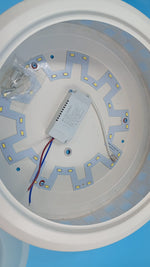 Lámpara de Techo LED, cuerpo metalico, labrado y ligero.