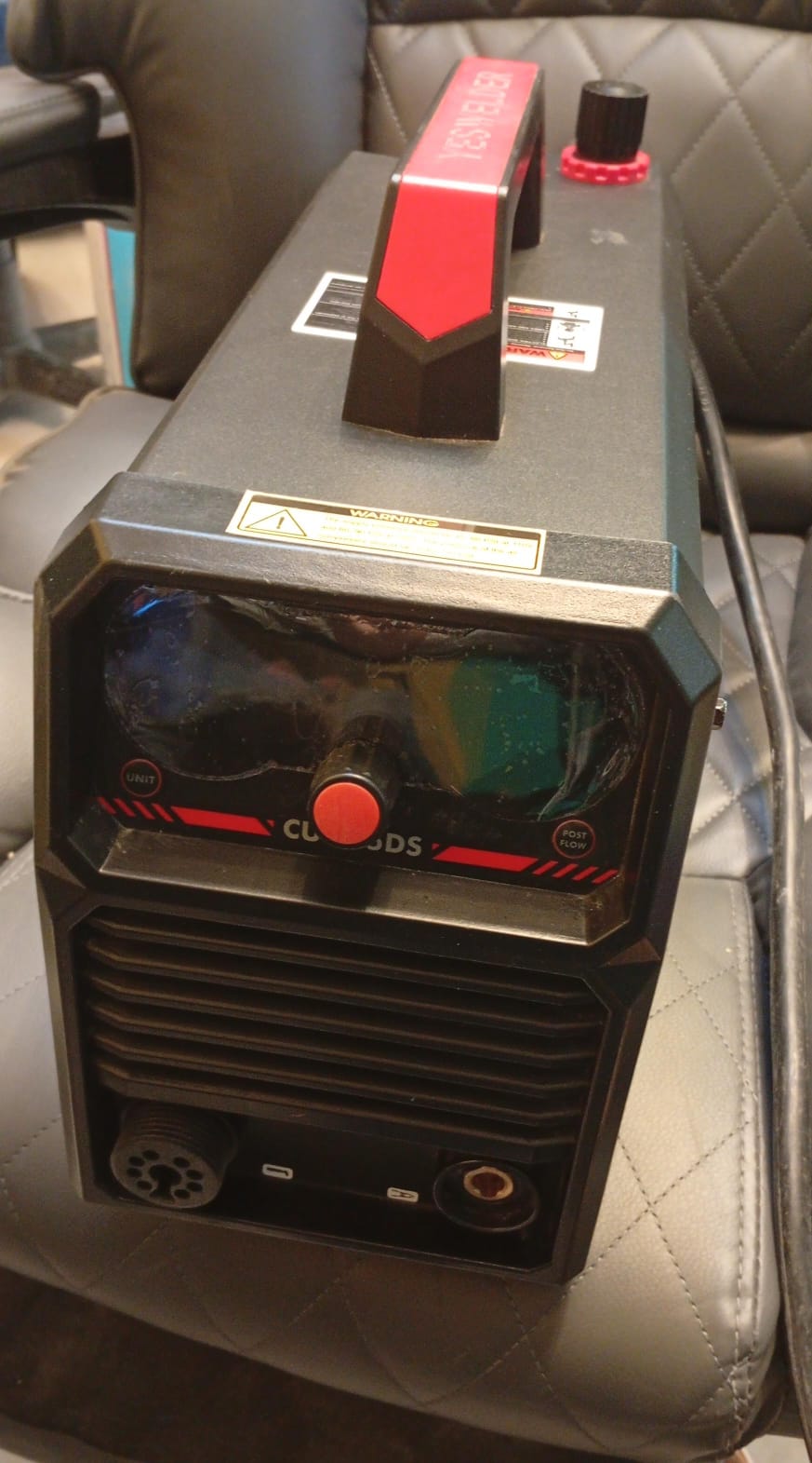 Máquina de corte por plasma de 65 amperios, YESWELDER,(USADO)