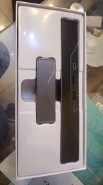 Model y Hub USB con Tesla Ambient Lighting Modelo 3 consola central. USADO