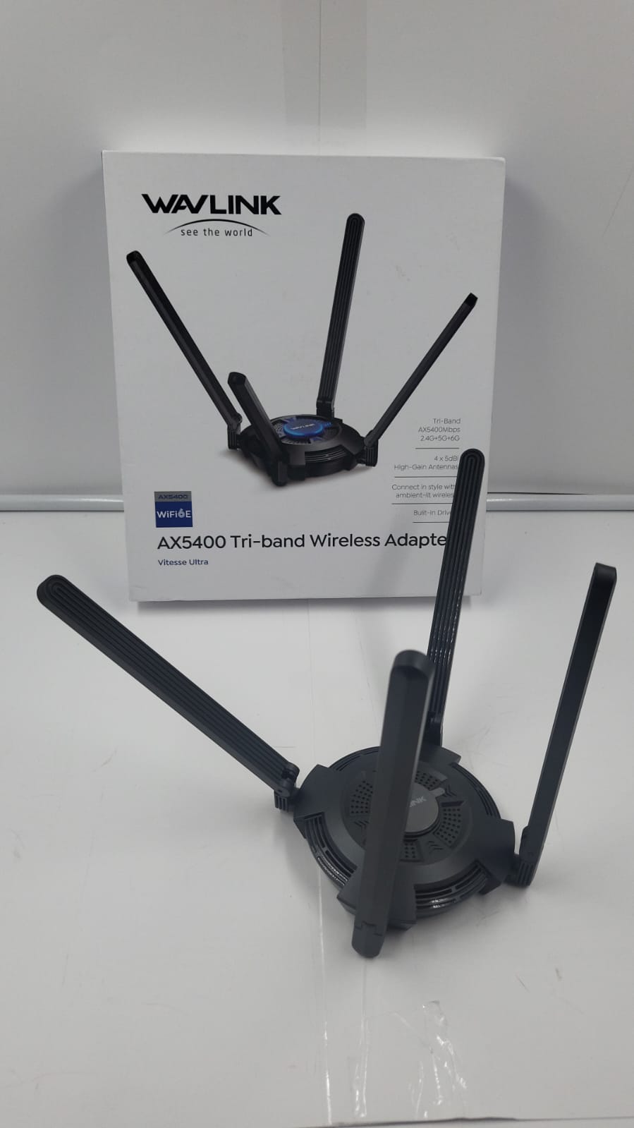 Adaptador USB WiFi 6 WAVLINK AX5400 de largo alcance para PC y portátil.